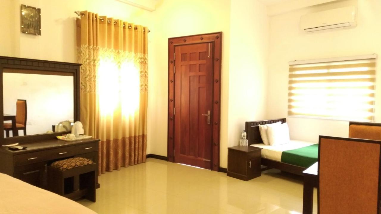 Akoya Pearl Hotel รัตนปุระ ภายนอก รูปภาพ