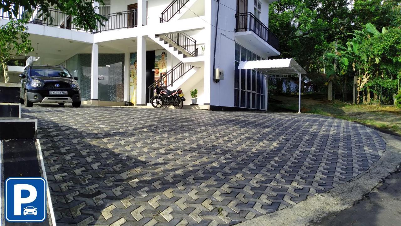 Akoya Pearl Hotel รัตนปุระ ภายนอก รูปภาพ